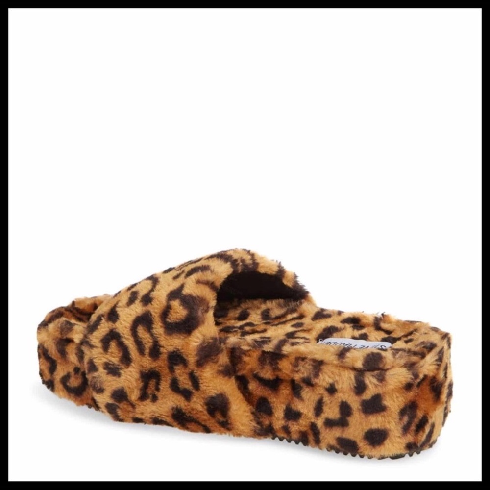 STEVE MADDEN FURRY SLIDES PLATFORM SANDALS A2C - Picture 3 of 16